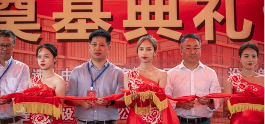 乘風(fēng)破浪會(huì)有時(shí)  直掛云帆濟(jì)滄海